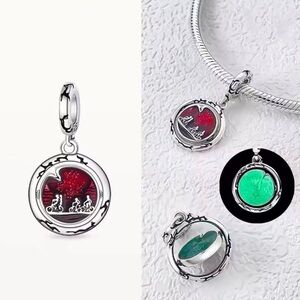 STRANGER THINGS Glow-in-the-Dark “Upside Down” Charm S925 Sterling Silver NWOT🔥